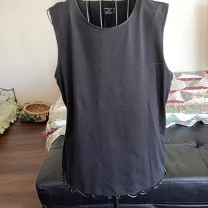 Women’s Tank.